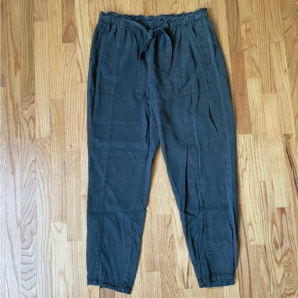 NWOT Aerie Cargo Pants